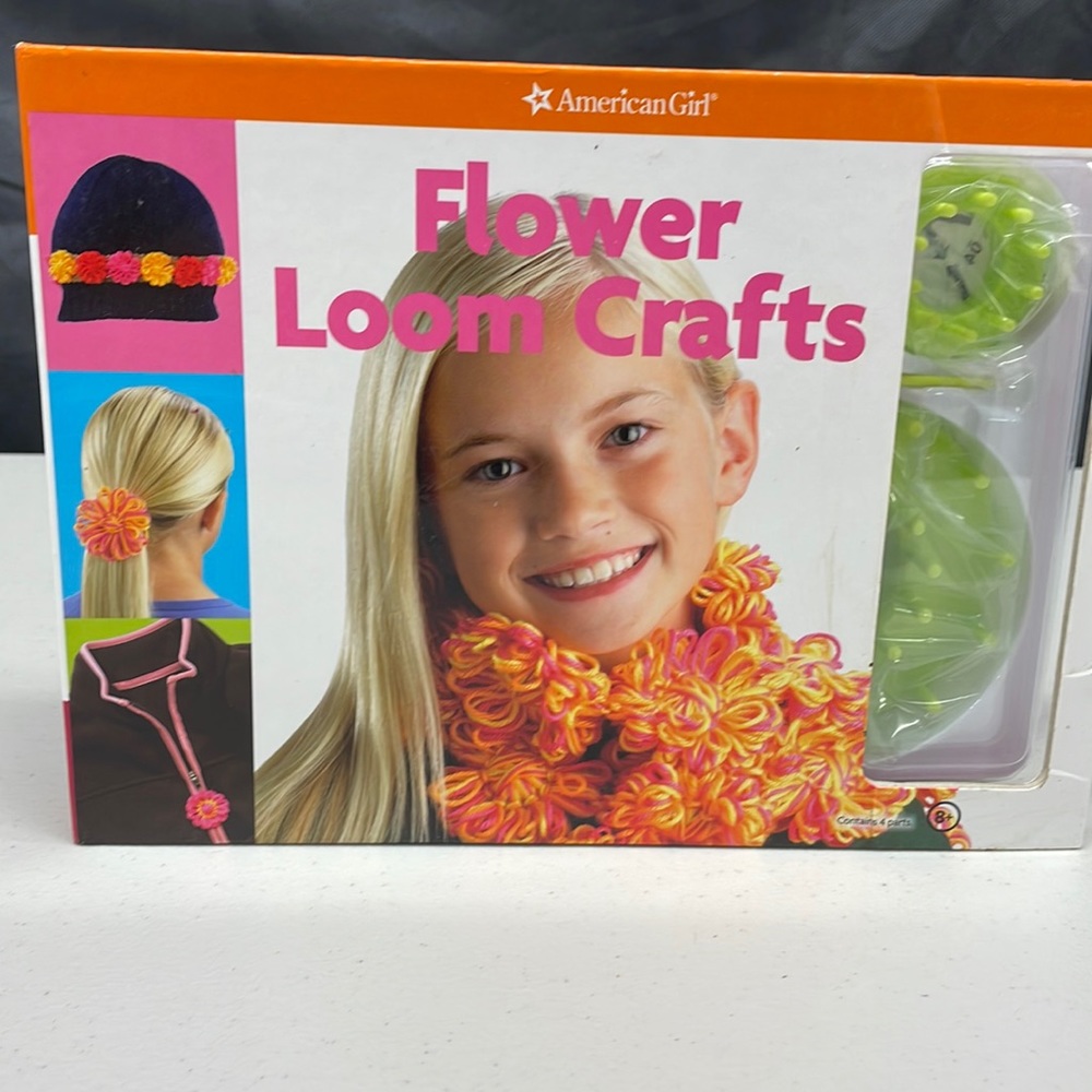 Americian Girl Flower Loom Crafts 2009
